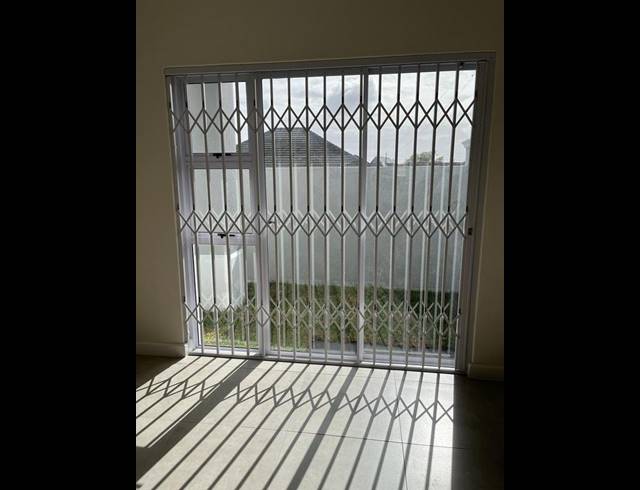 2 BEDROOM PROPERTY TO RENT IN CRAWFORD